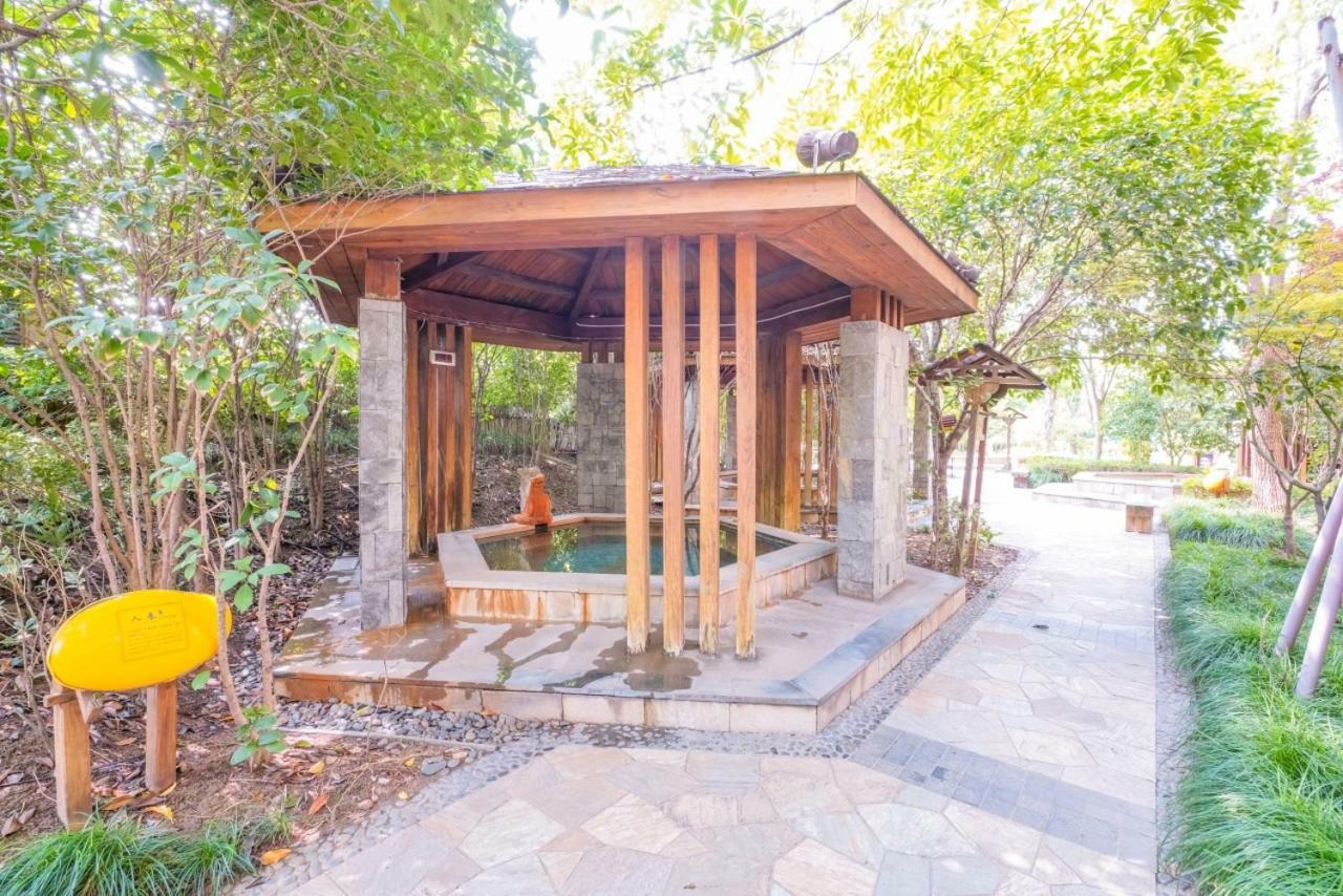 Suzhou Phoenix Hotspring Resort Zhangjiagang Exterior foto