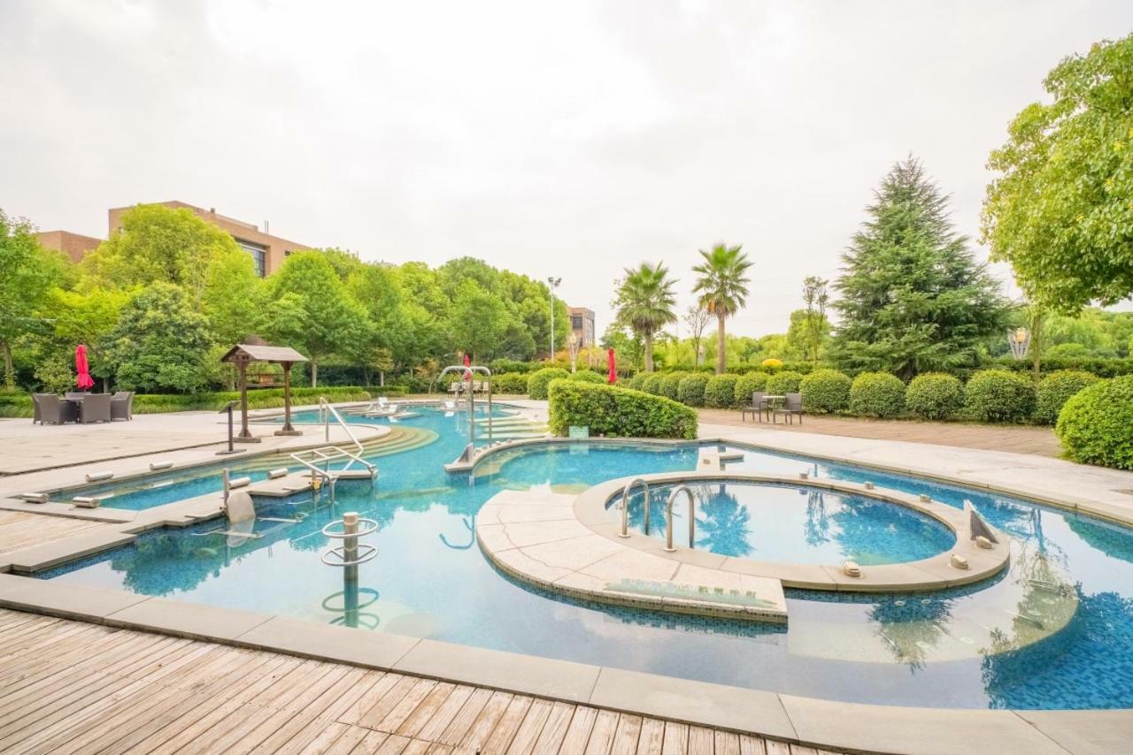 Suzhou Phoenix Hotspring Resort Zhangjiagang Exterior foto